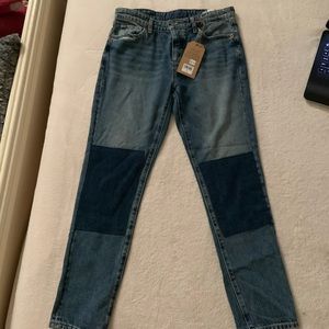 Brand new, never worn Lucky Brand boyfriend jeans